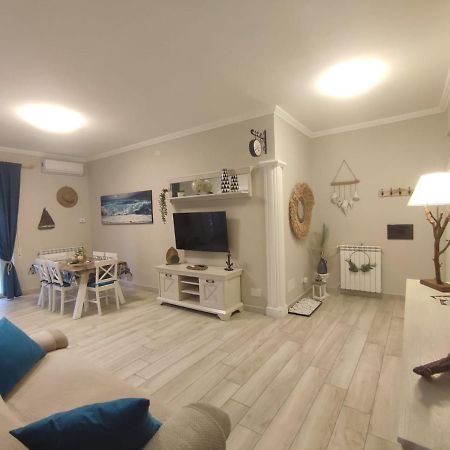Luxury Beach House Torvaianica Esterno foto